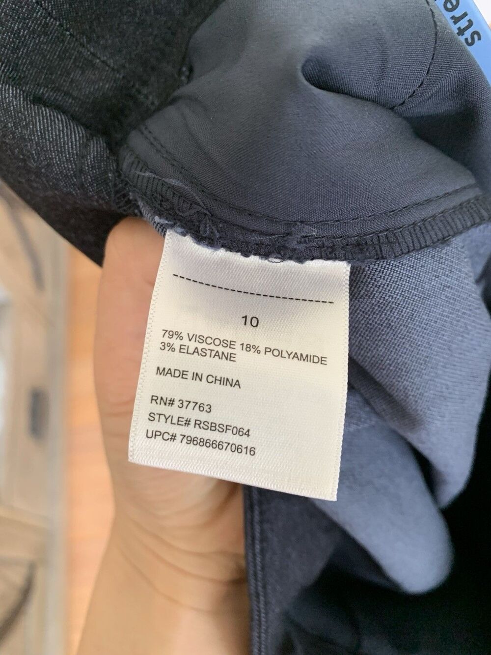 NWT Rafaella 7" High Rise Stretch Shorts Rinse - Size 10 - Picture 13 of 14